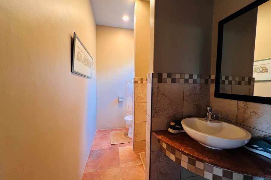 4 Bedroom Property for Sale in Baronetcy Estate Western Cape